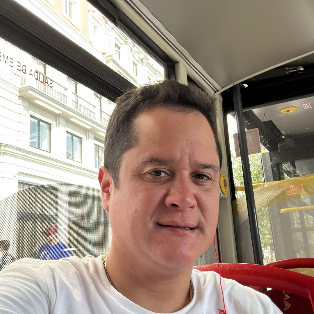 Felipe J.