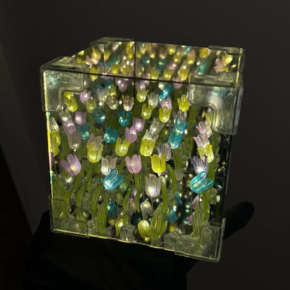 LÁMPARA DE TULIPANES INFINITOS